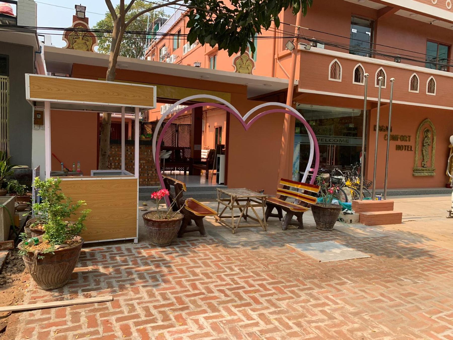 Bagan Comfort Hotel Exteriör bild